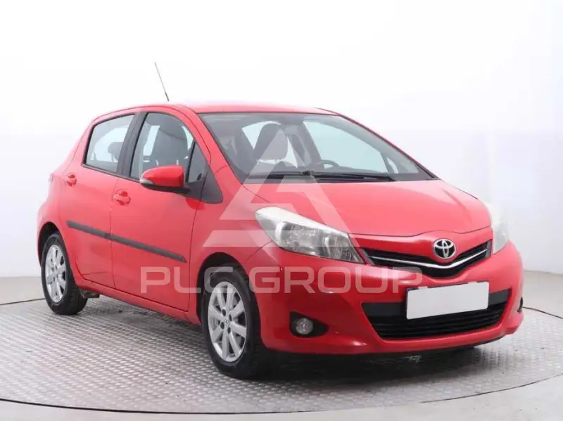 2013 Toyota YARIS