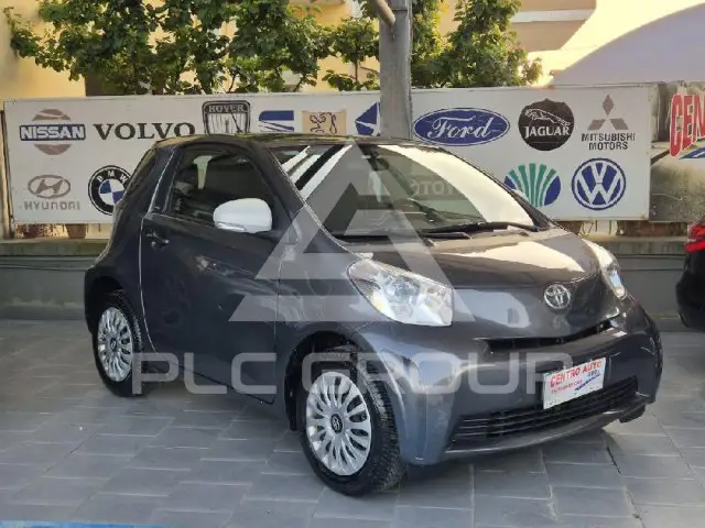 2013 Toyota IQ