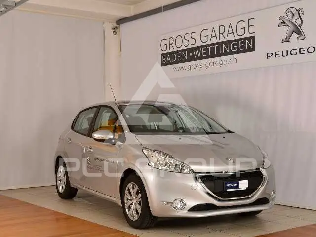 2013 Peugeot 208