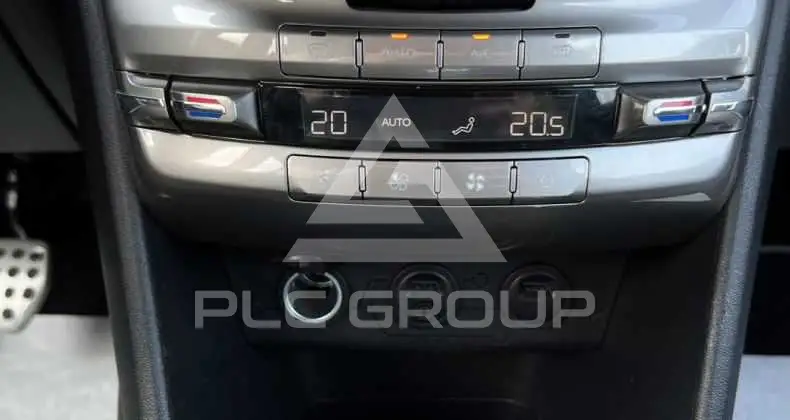 2013 Peugeot 208
