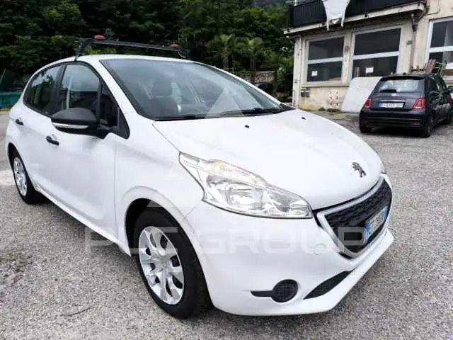 2013 Peugeot 208