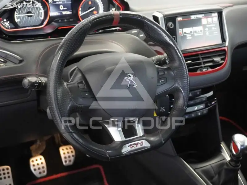 2013 Peugeot 208