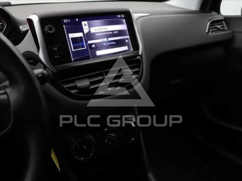 2013 Peugeot 208