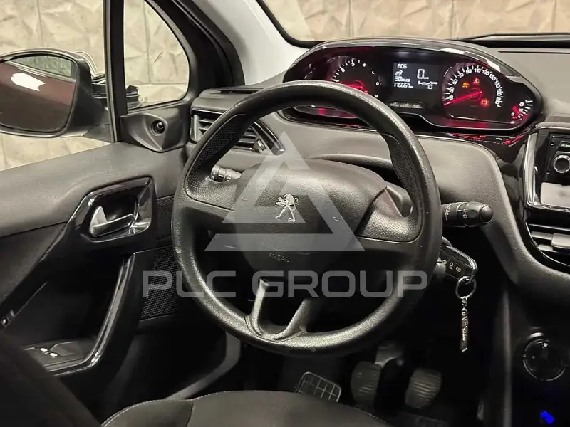 2013 Peugeot 208