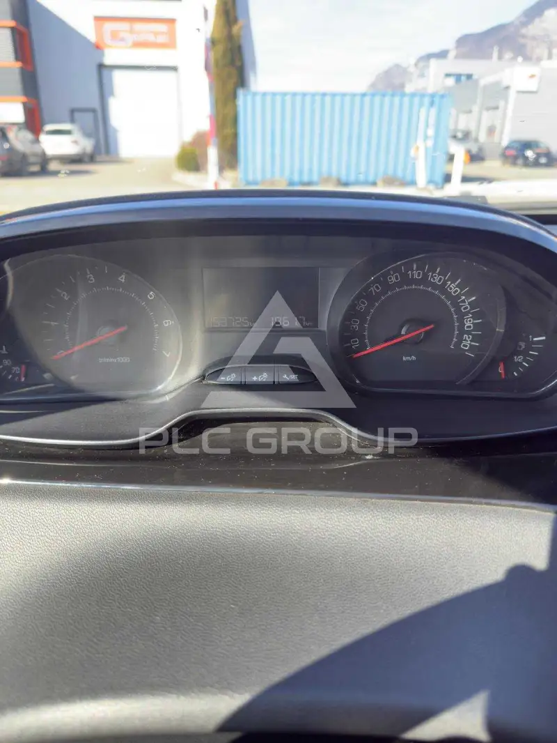 2013 Peugeot 208