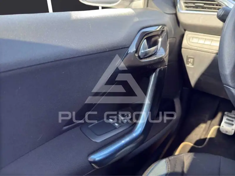 2013 Peugeot 208