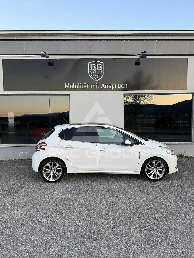 2013 Peugeot 208