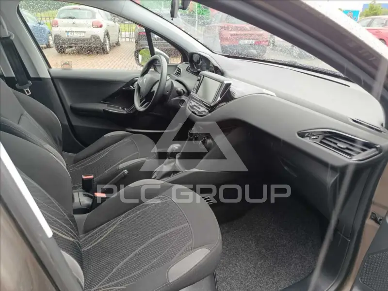 2013 Peugeot 208