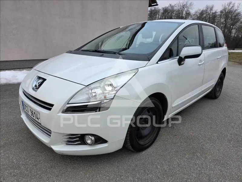 2013 Peugeot 5008