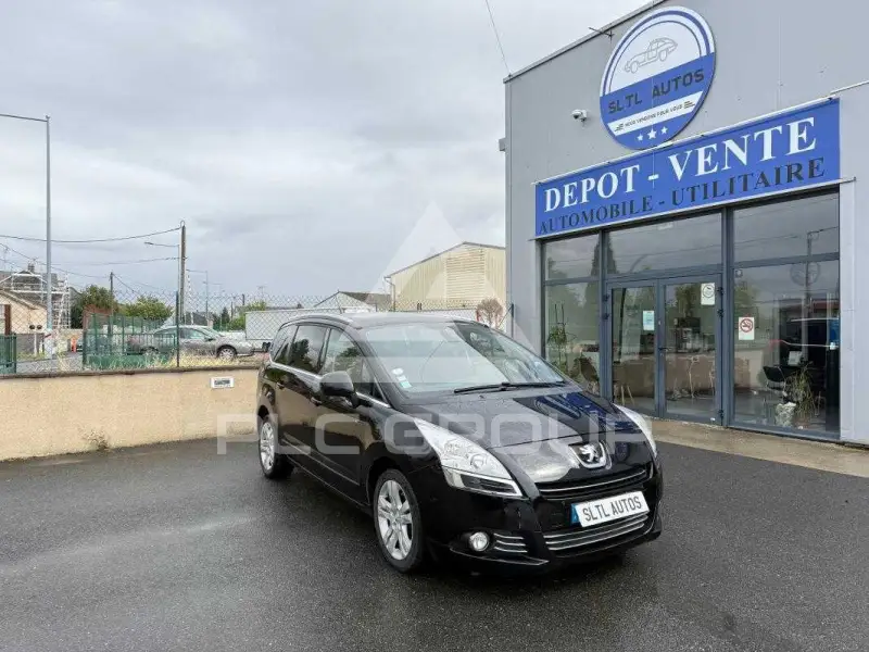 2013 Peugeot 5008