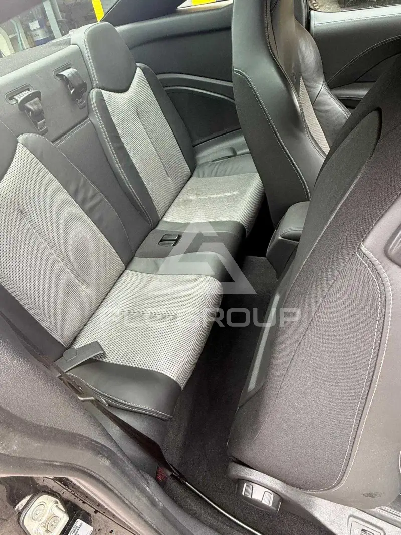 2013 Peugeot RCZ