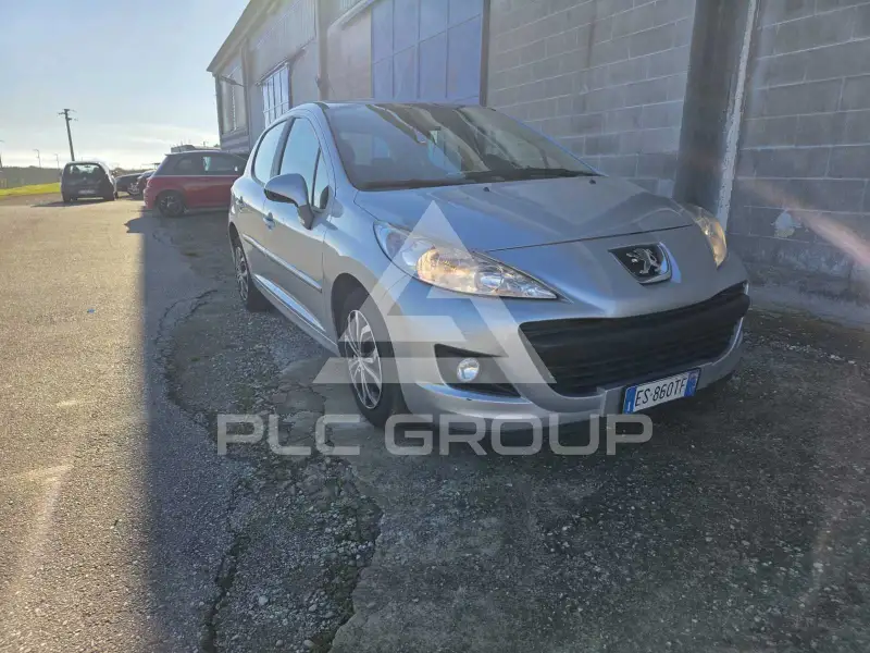 2013 Peugeot 207