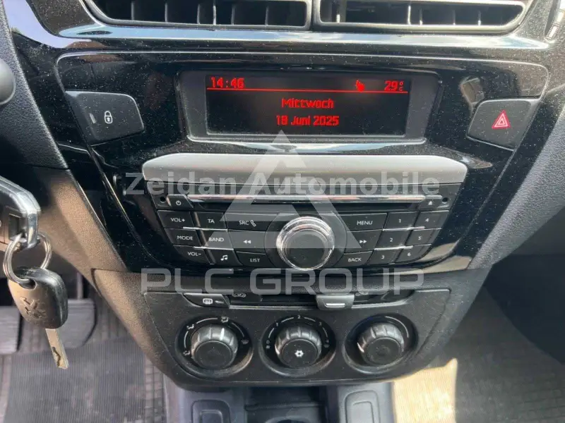 2013 Peugeot 301
