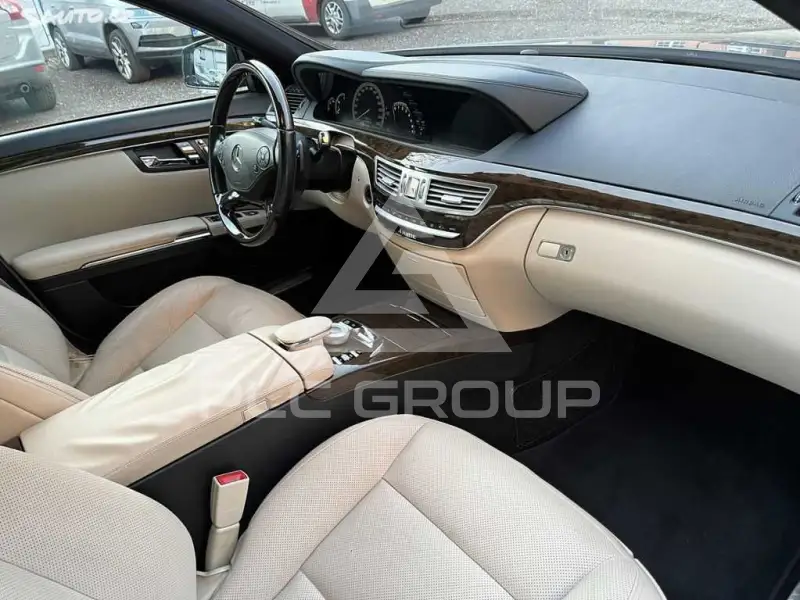 2013 Mercedes Benz S-Class