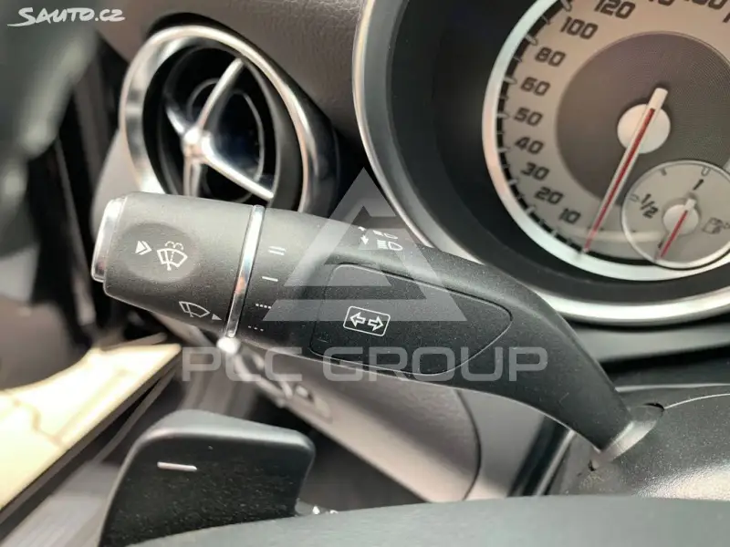 2013 Mercedes Benz SLK-Class