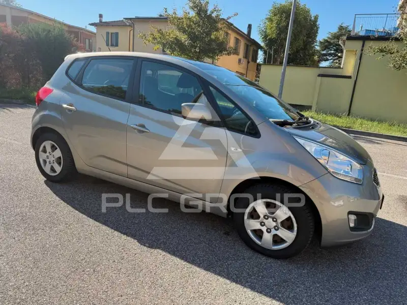 2013 KIA Venga