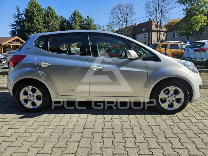 2013 KIA Venga