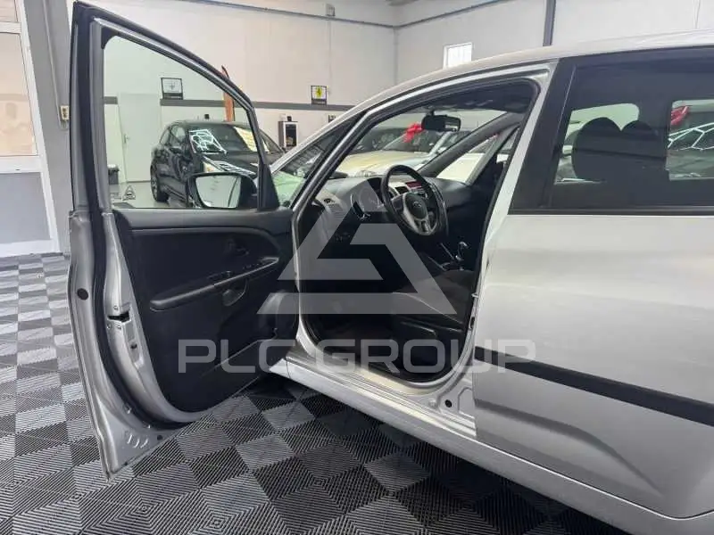 2013 KIA Venga