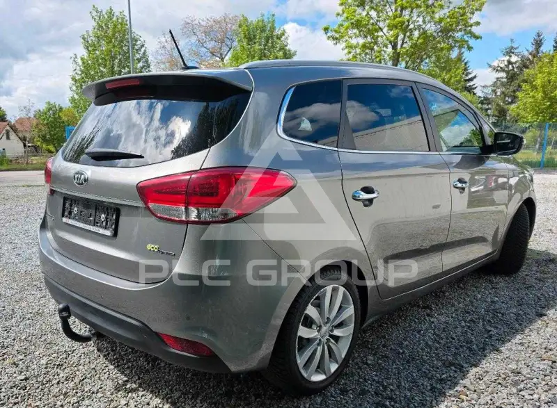2013 KIA Carens