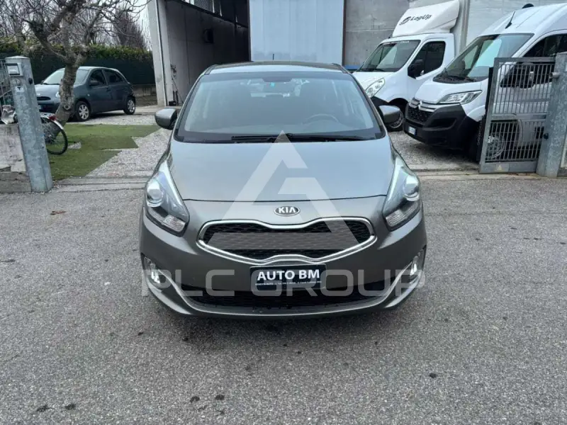 2013 KIA Carens