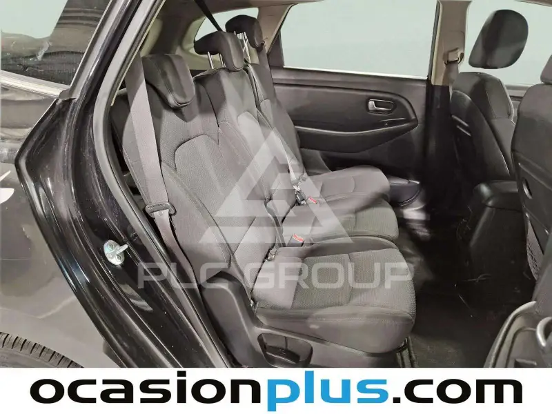 2013 KIA Carens