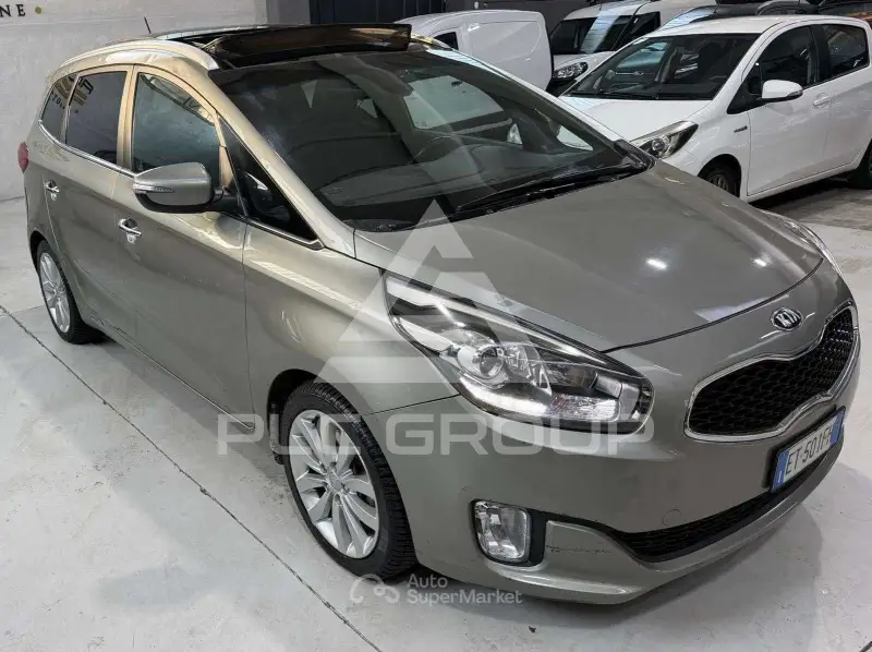 2013 KIA Carens