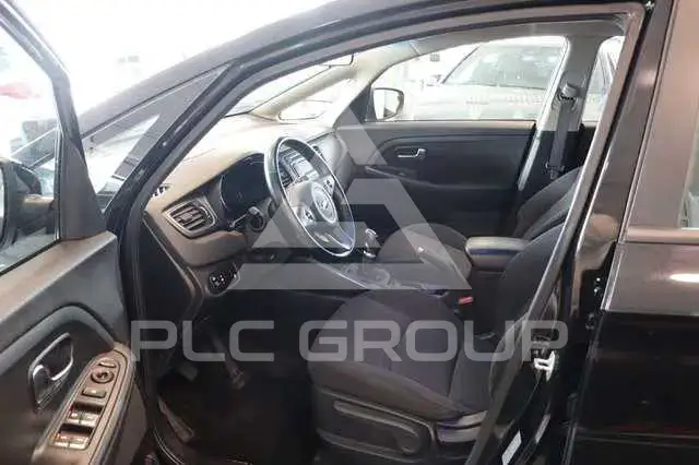 2013 KIA Carens