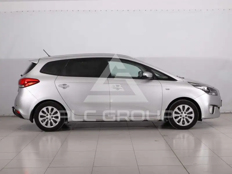 2013 KIA Carens