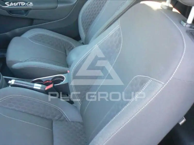 2013 Ford FIESTA