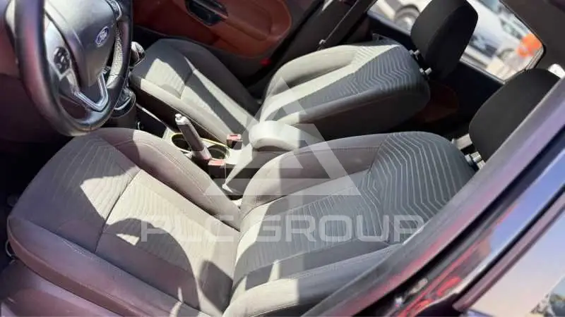 2013 Ford FIESTA