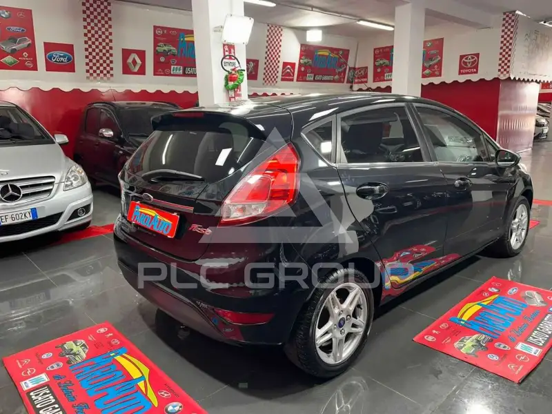 2013 Ford FIESTA