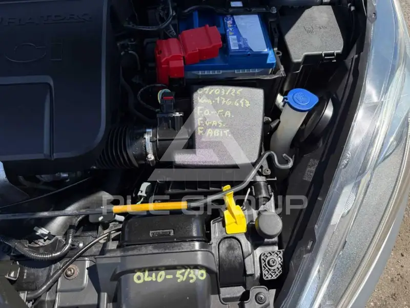 2013 Ford FIESTA