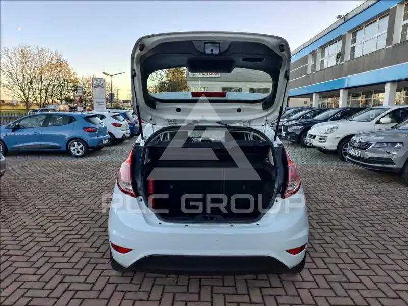 2013 Ford FIESTA