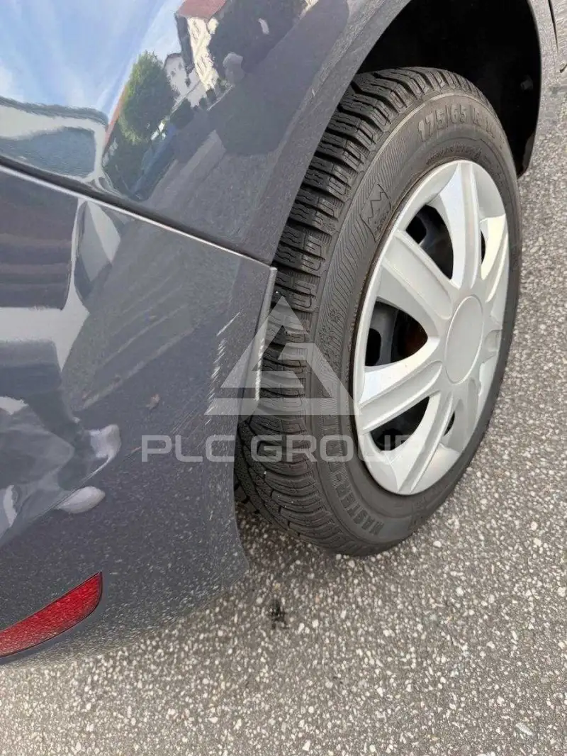 2013 Ford FIESTA