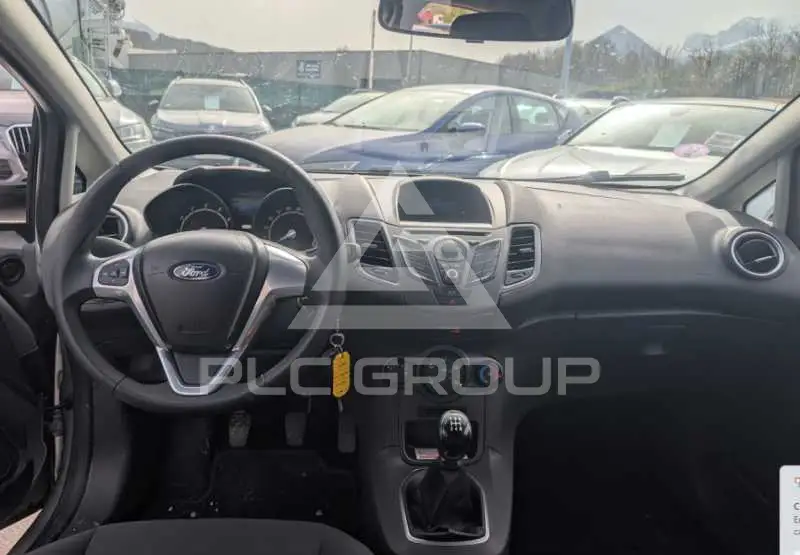 2013 Ford FIESTA
