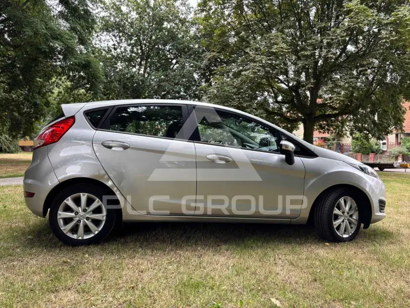 2013 Ford FIESTA