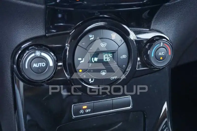 2013 Ford FIESTA