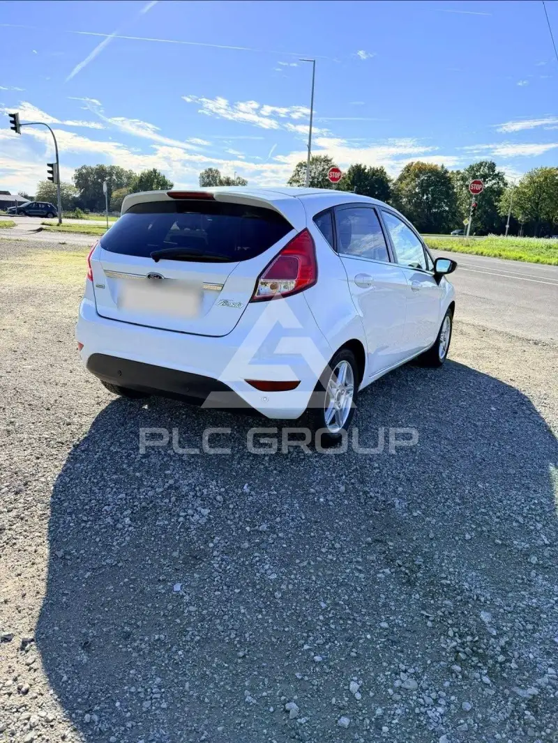 2013 Ford FIESTA