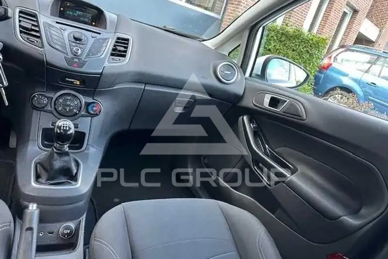 2013 Ford FIESTA