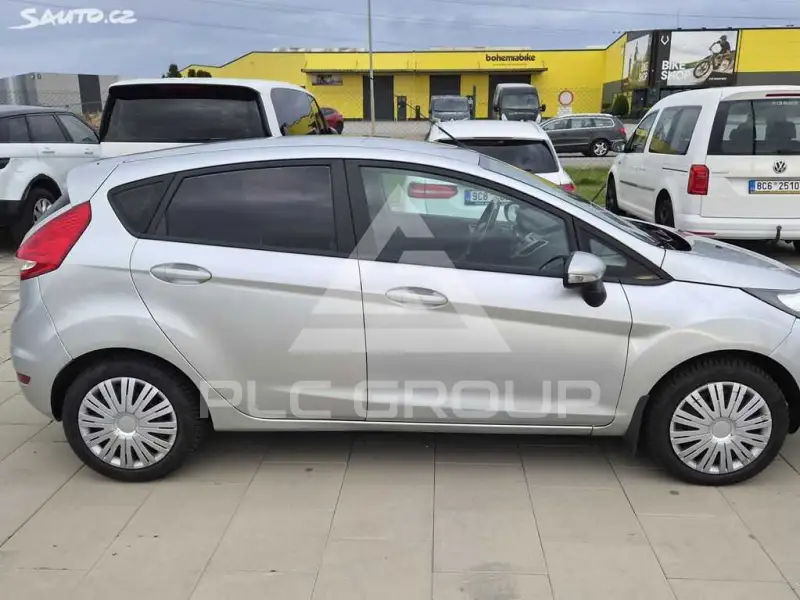 2013 Ford FIESTA