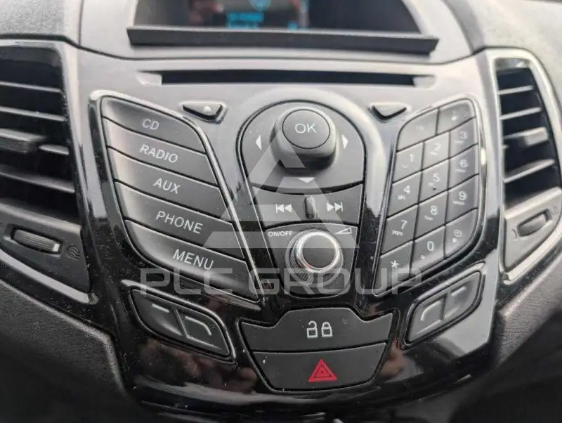 2013 Ford FIESTA