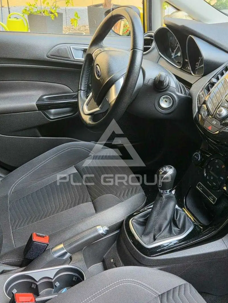 2013 Ford FIESTA