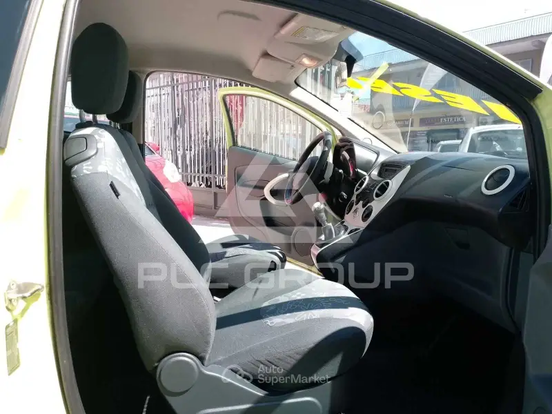 2013 Ford KA