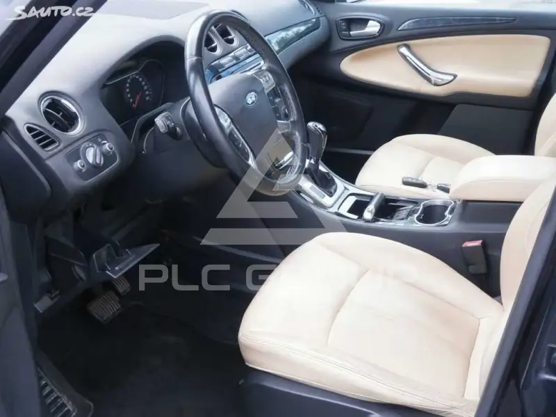 2013 Ford GALAXY