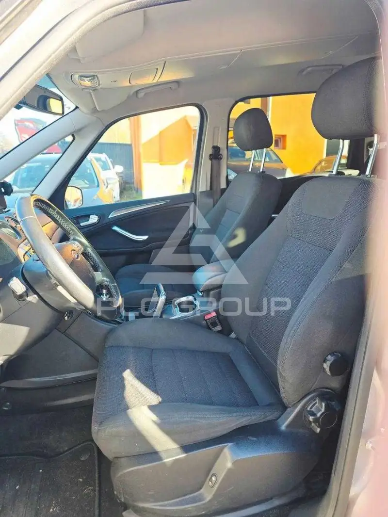 2013 Ford GALAXY