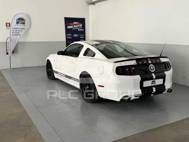2013 Ford MUSTANG