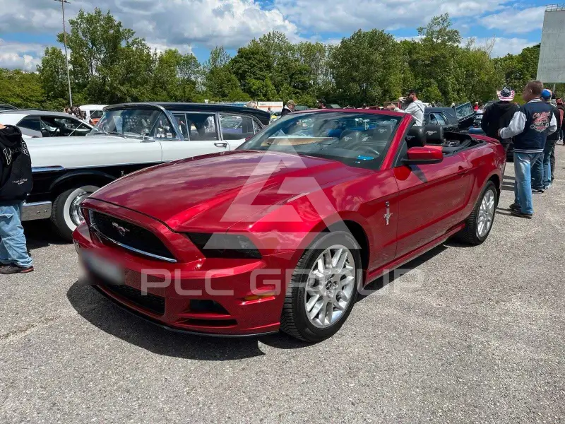 2013 Ford MUSTANG