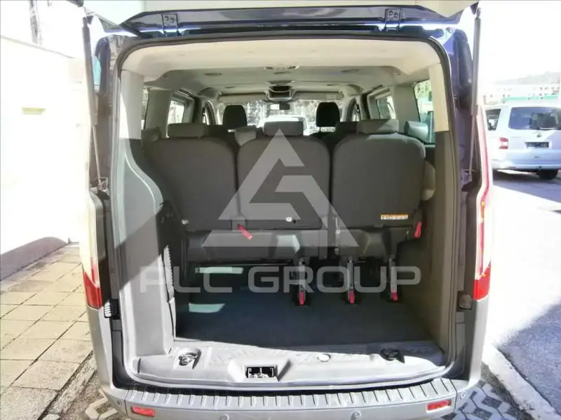 2013 Ford Tourneo