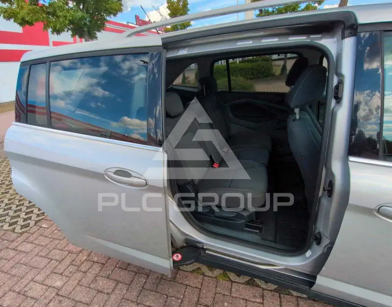 2013 Ford C-MAX