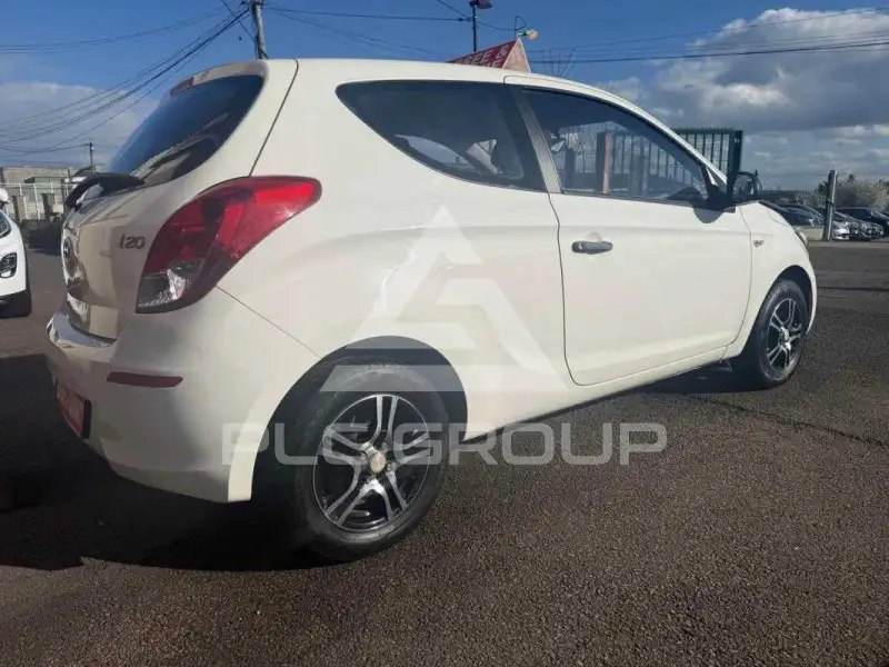 2013 Hyundai I20